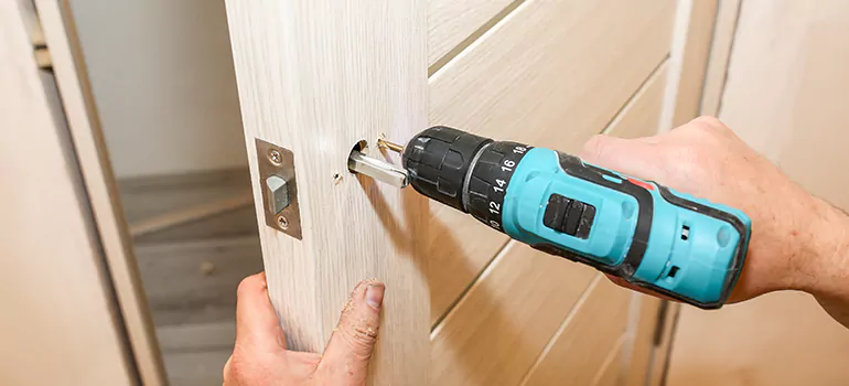Old Door Knob Repair in Cape Coral, FL